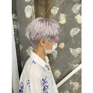 ホワイトシルバーアッシュハイトーンカラー