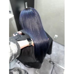 ブルーブラック