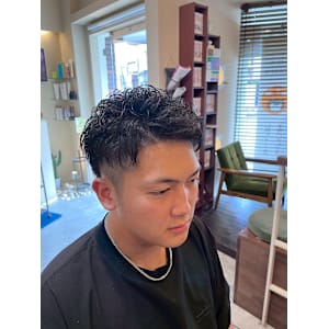 アップバングショート