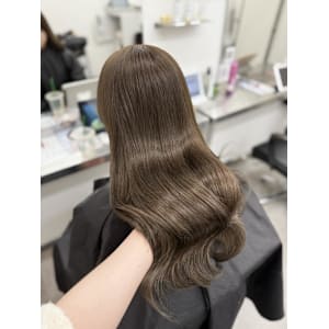 オリーブグレージュ/ブリーチなしダブルカラー/美髪