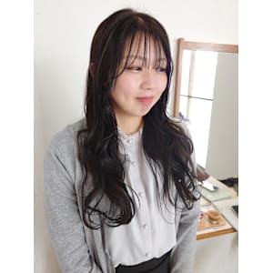 アッシュグレージュ