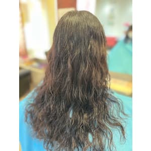 ロングカーリーヘア