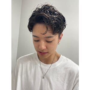 大人男性◎センターパートニュアンスパーマ