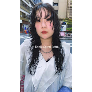 外国人風スパイラルパーマ