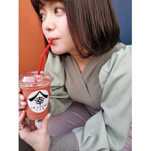 'BEBE(ベベ)レディースカット