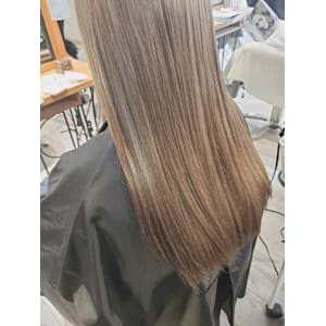 'BEBE(ベベ) ロング ベージュブラウン