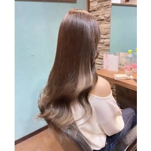 チラ見せインナー