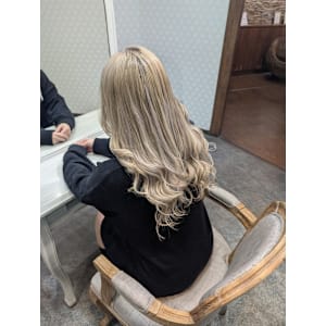 実は色落ちなんです。。