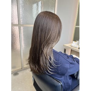 インナーグレージュ