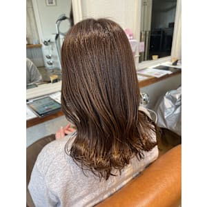 オリーブグレージュ水素カラー×小野ふゆり