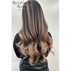 ダブルカラー＋エクステ - BELLE GROW ALPHA HAIR&NAIL【ベルグローアルファヘアアンドネイル】掲載中