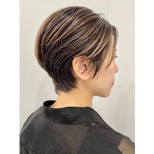 前下がりショート・ボブ/絶壁解消/前髪あり/30代/40代/