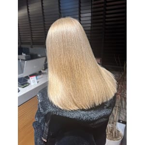 ホワイトブロンド