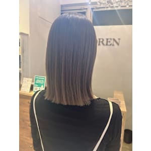 ＊LOREN＊タイトボブ＊グレージュ