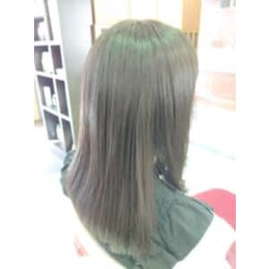 前上がりセミロング