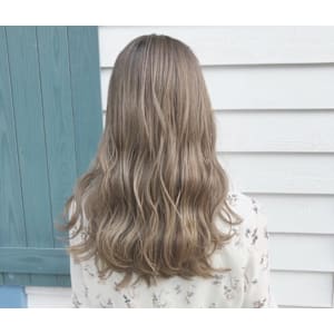 Lusso chiaro　西池袋店×スタイル