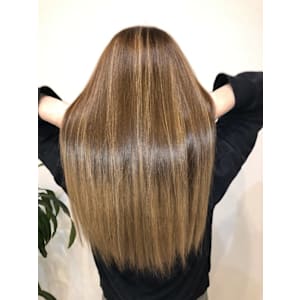 Lusso chiaro　西池袋店×スタイル