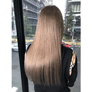 Lusso chiaro　西池袋店×スタイル