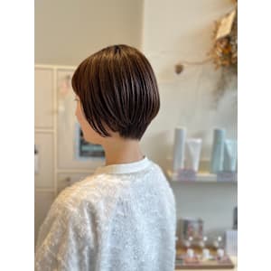 【ショートボブ】襟足スッキリショート/ブラウンカラー