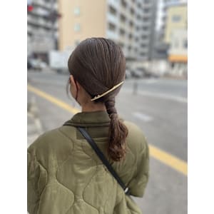 タイトポニーアレンジ