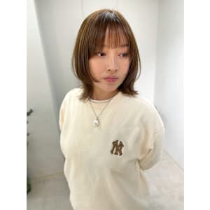 【星野】透明感溢れる韓国風くびれミディ×ふんわりレイヤー