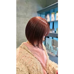 切りっぱなしボブ/チェリーピンク