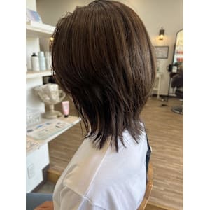 ミディアム／モノトーンベージュ