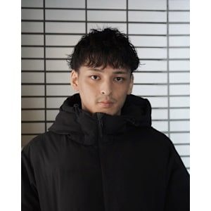 無造作パーマで作る、大人のリラックススタイル