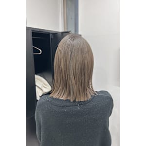 【YUMA】@yuma__higashi　カーキブラウン