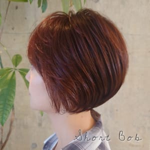 ツーセクションで作るショートボブ