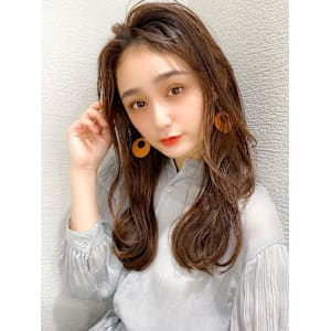 イメチェン姫カットレイヤーロングニュアンスカラー美髪 - AFLOAT/L 錦糸町【アフロートエル】【アフロートエル キンシチョウ】掲載中