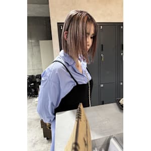 ★ピンキーシルバーのシャドウルーツバレ★