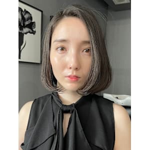 切りっぱなしショートボブ/絶壁解消/前髪なし/４0代/30代