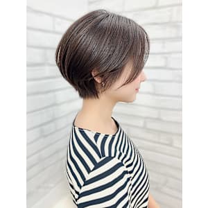 ショート マッシュショート アッシュカラー 透明感 30代