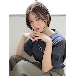 ショート ショートボブ アッシュカラー 透明感　30代40代