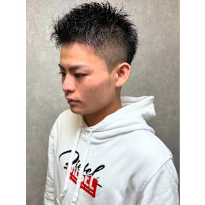 スパイキーショート 刈り上げ 黒髪ショート ビジネス 20代