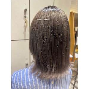 Wカラー×グレージュ