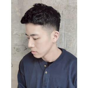 くせ毛×刈り上げ ツーブロック メンズショート メンズカット