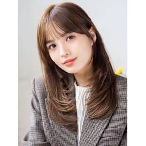 小顔レイヤー×シースルーバングミディ