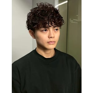 スパイラルパーマ 波巻きスパイラルパーマ ツーブロック 束感