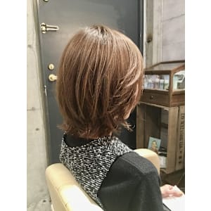 今っぽ軽めボブ×外ハネレイヤースタイル♪