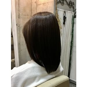 30代40代50代60代 乾かすだけでまとまるシンプルミディ