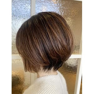 大人菱形ショート☆骨格補正