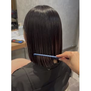 ボブと合わせてお洒落なプレイングカラー