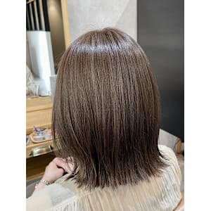 グレージュカラー