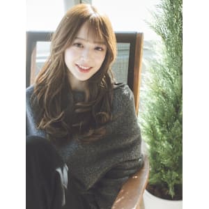 ゆる巻き　ロング　レイヤー　ベージュカラー　20代　30代