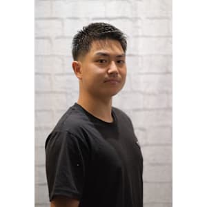 ローフェード束感ショート