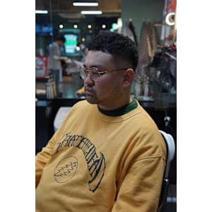 クロップ×アイロンパーマ