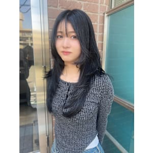 レイヤーカット　ネイビーブラック　ブルージュ　ブルーブラック