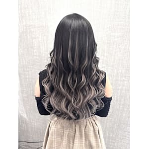 プルエクでバレイヤージュスタイル